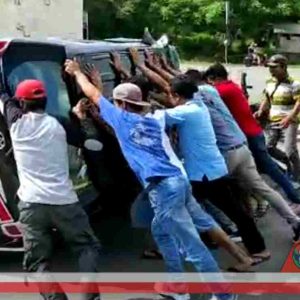 Avanza vs  Brio di KEK The Mandalika, Avanza Terguling