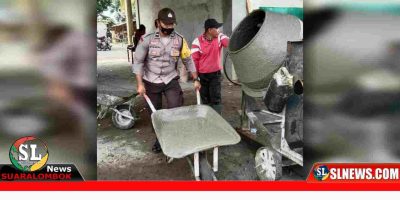 Gotong Royong memperbaiki jembatan