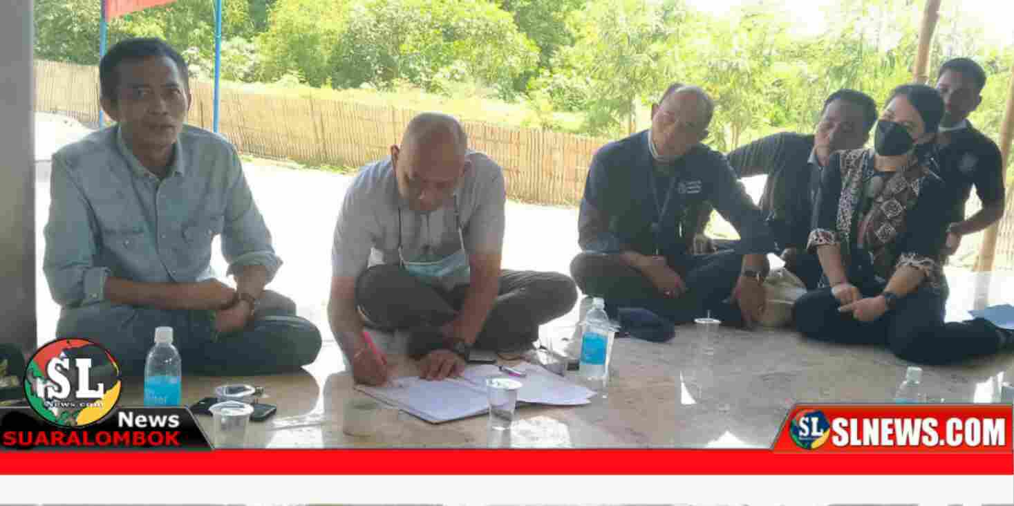 Pembangunan Masjid Al Hakim Ujung Daye