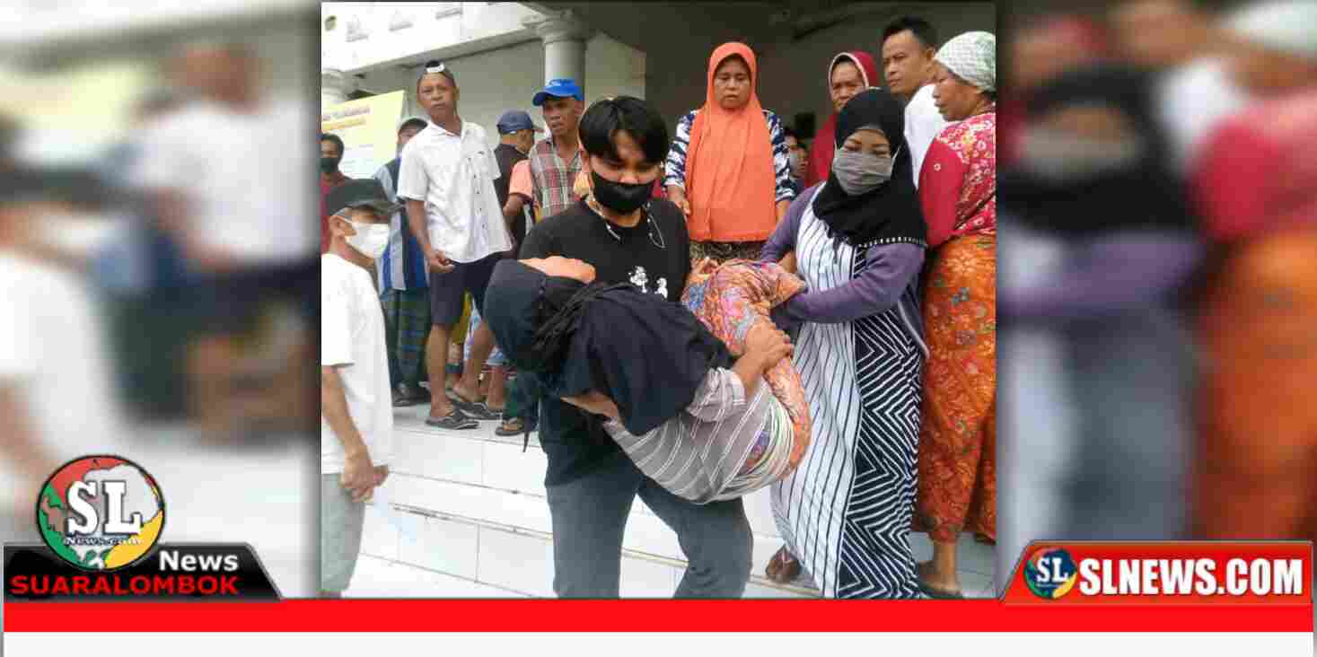 Penyaluran BLT Minyak Goreng di Desa Puyung, Lombok Tengah