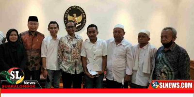 Menko Polhukam RI Bertemu Warga Pengawisan