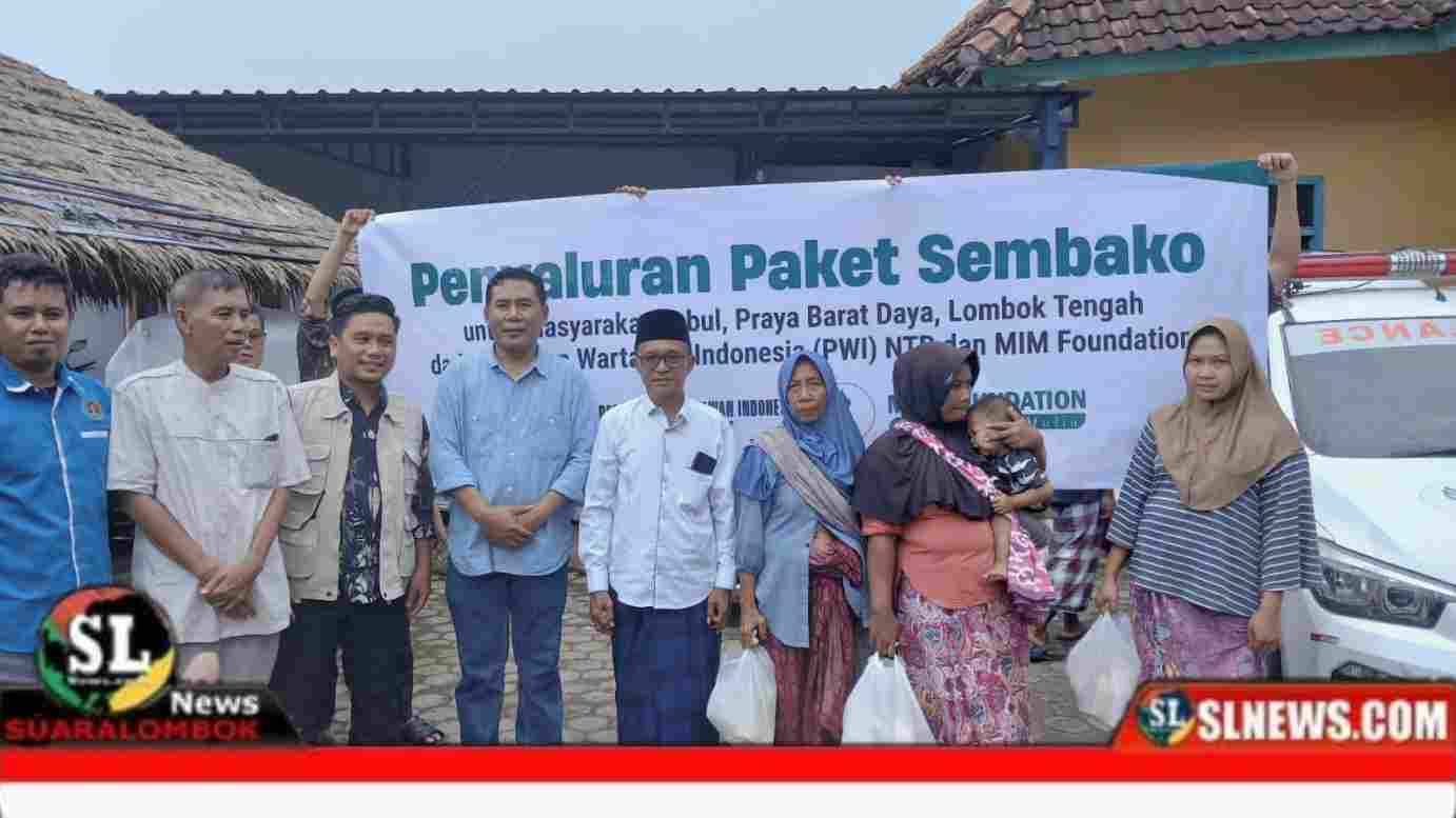Baksos HPN 2026, PWI NTB Salurkan Bantuan Sembako Kepada Warga Korban Banjir