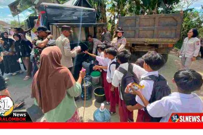 Polresta Lombok Tengah Salurkan Air Bersih