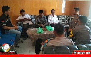 Kapolsek Praya Tengah Bersilaturahim Dengan Panitia Pilkades