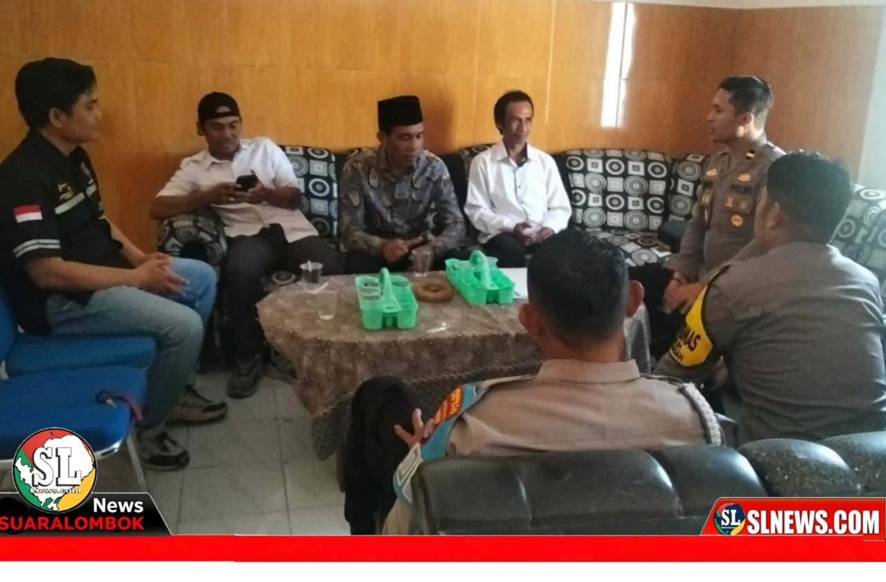 Kapolsek Praya Tengah Bersilaturahim Dengan Panitia Pilkades